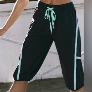 Free People Movement NO FEAR RUN CROPPED PANT NWT SIZE S